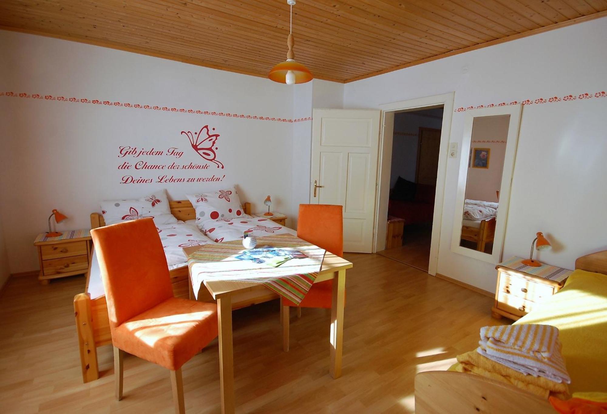 Villa Charming House In Pruggern, Mountain View Exterior foto