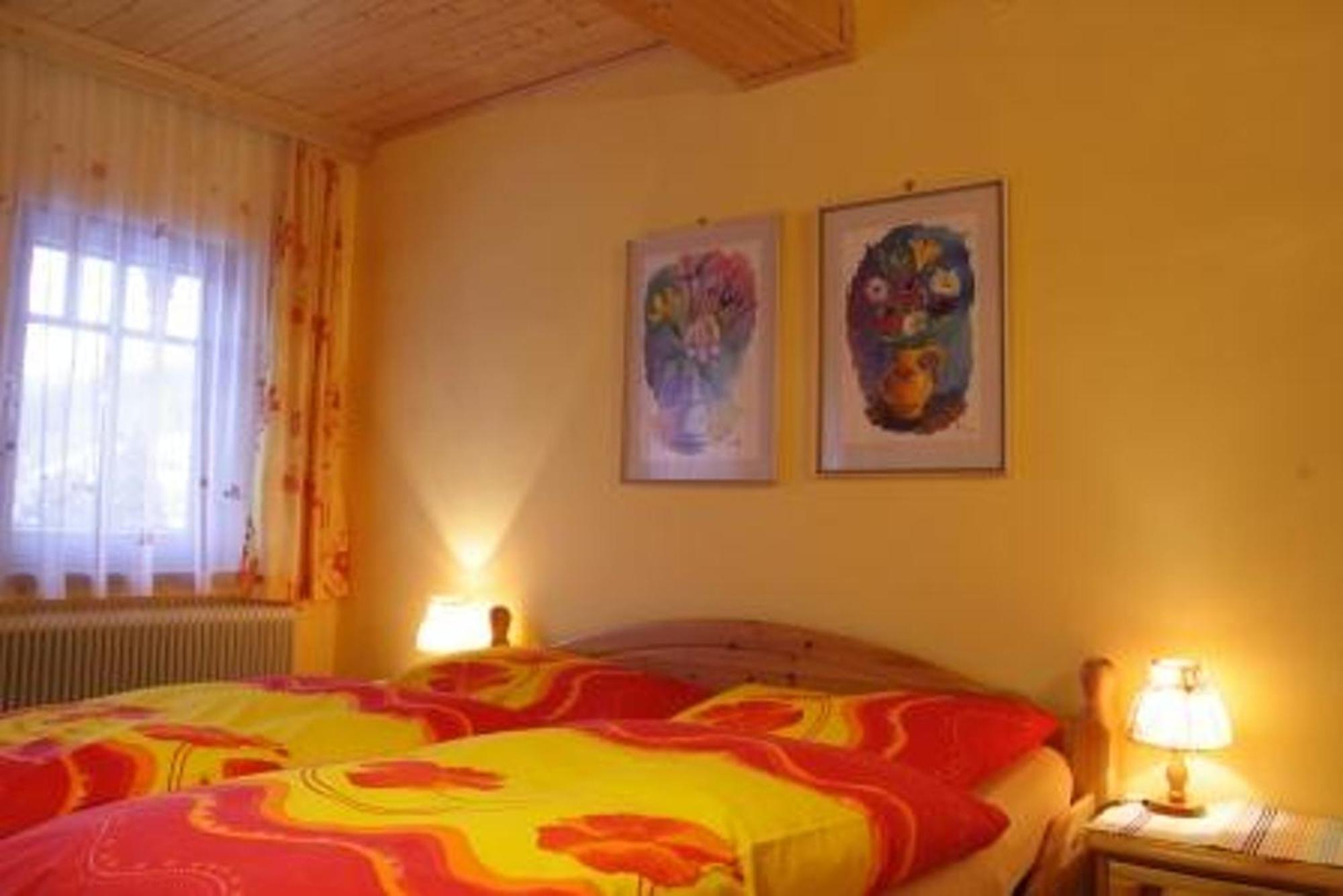 Villa Charming House In Pruggern, Mountain View Habitación foto