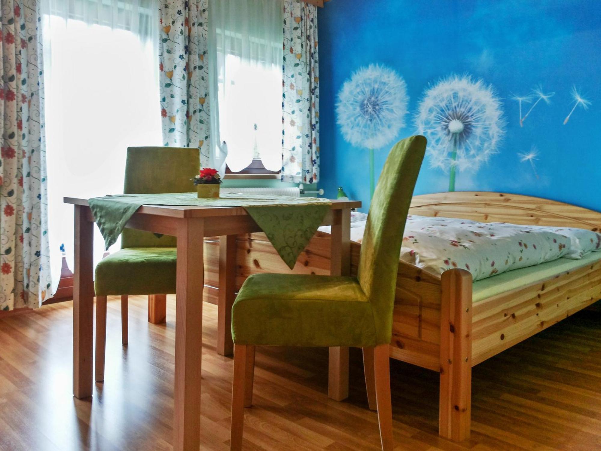 Villa Charming House In Pruggern, Mountain View Habitación foto
