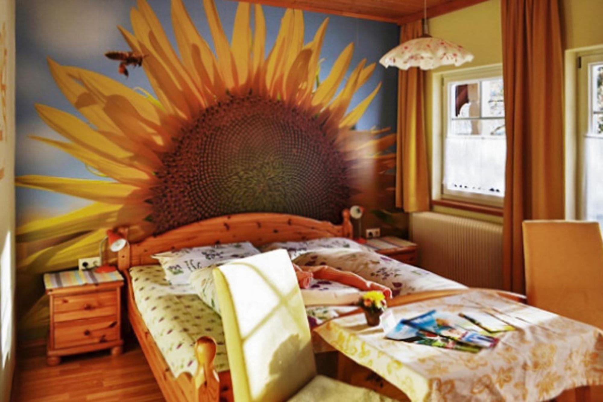 Villa Charming House In Pruggern, Mountain View Habitación foto